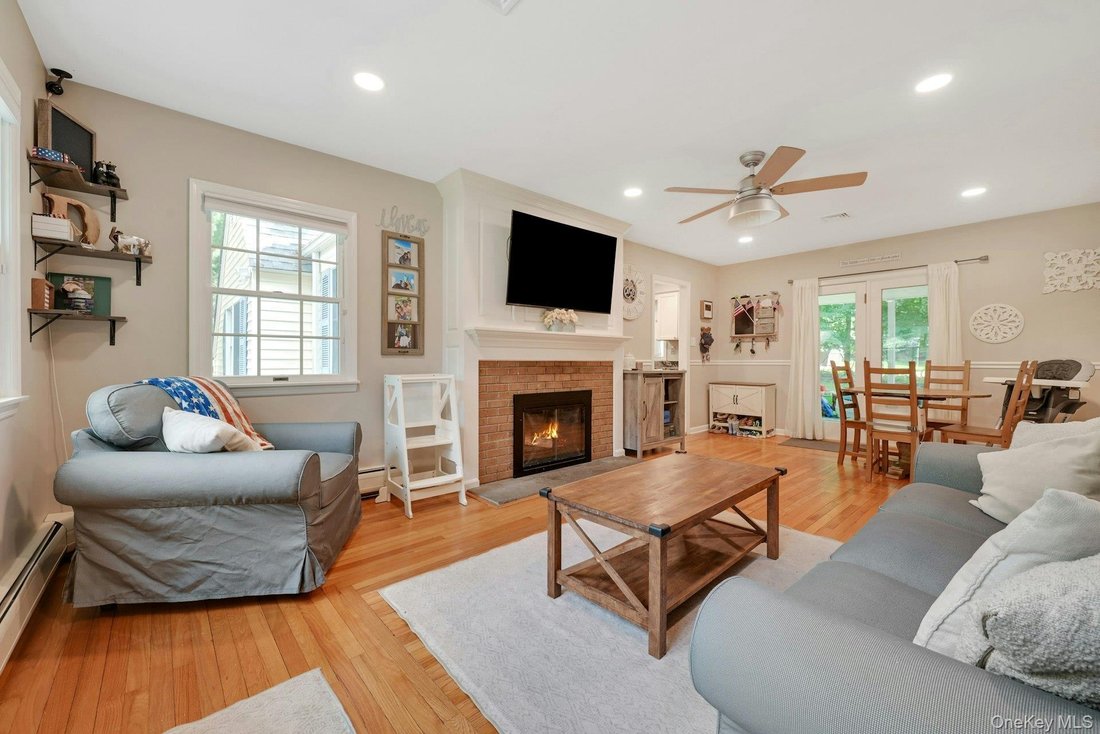 House in Montebello, New York, United States 3 - 18037548
