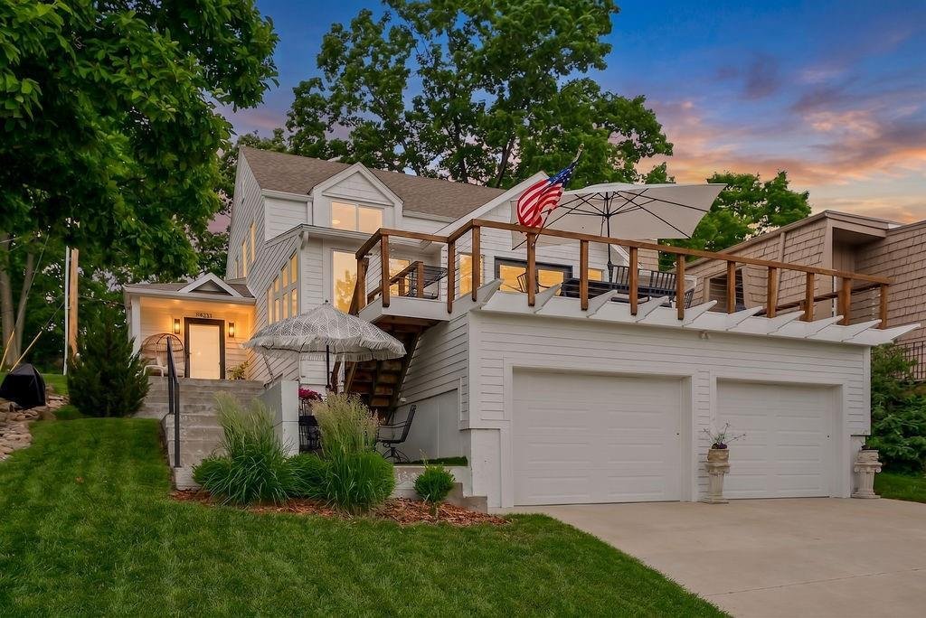 House in Lake Quivira, Kansas, United States 2 - 18024877