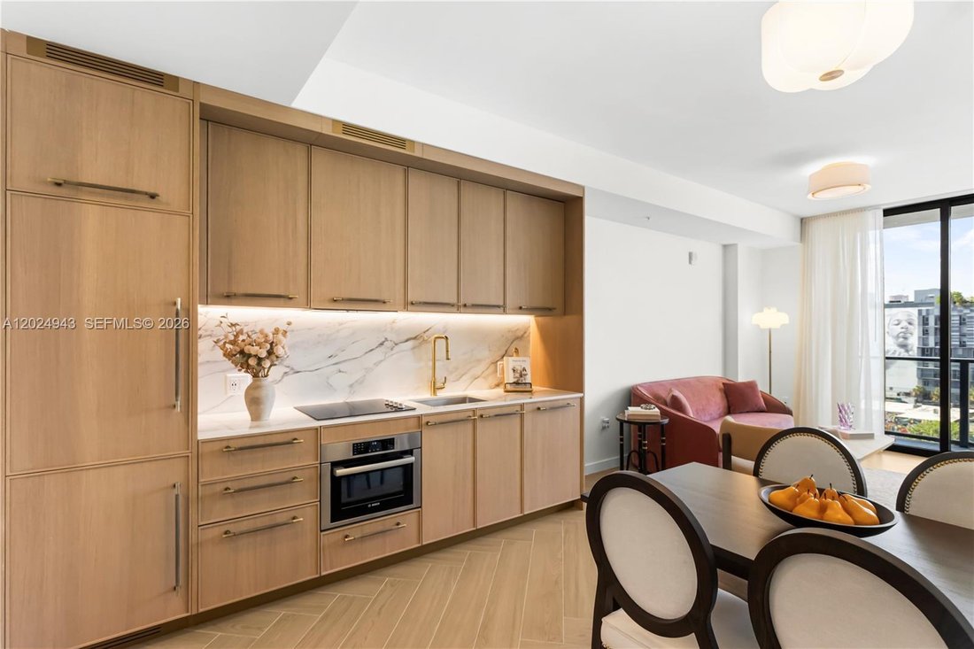 Condo in Miami, Florida, United States 3 - 18051054