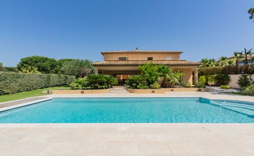 Villa en Ville-Les Saquedes-Le Bouillonnet, Sainte-Maxime, Francia 1