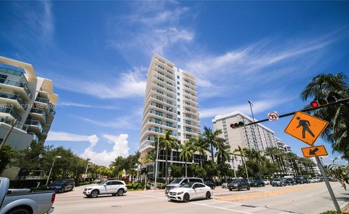 Condo in Miami Beach, Florida, United States 1