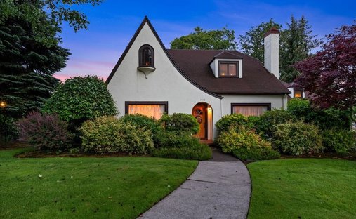 House in Forest Grove, Oregon, United States 1
