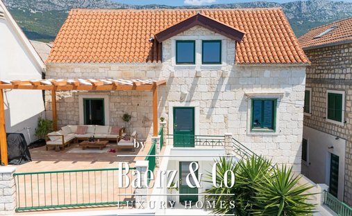 House in Kastel Sucurac, Split-Dalmatia County, Croatia 1