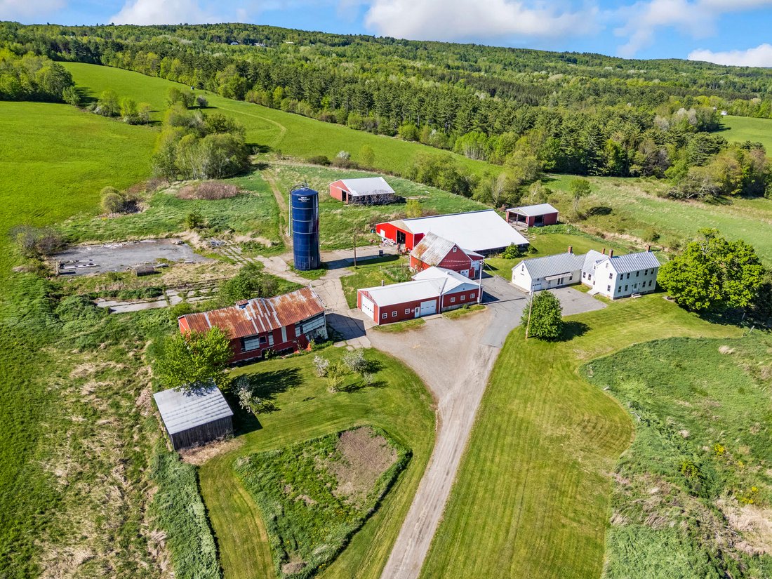 House in Wilton, Maine, United States 4 - 18042581