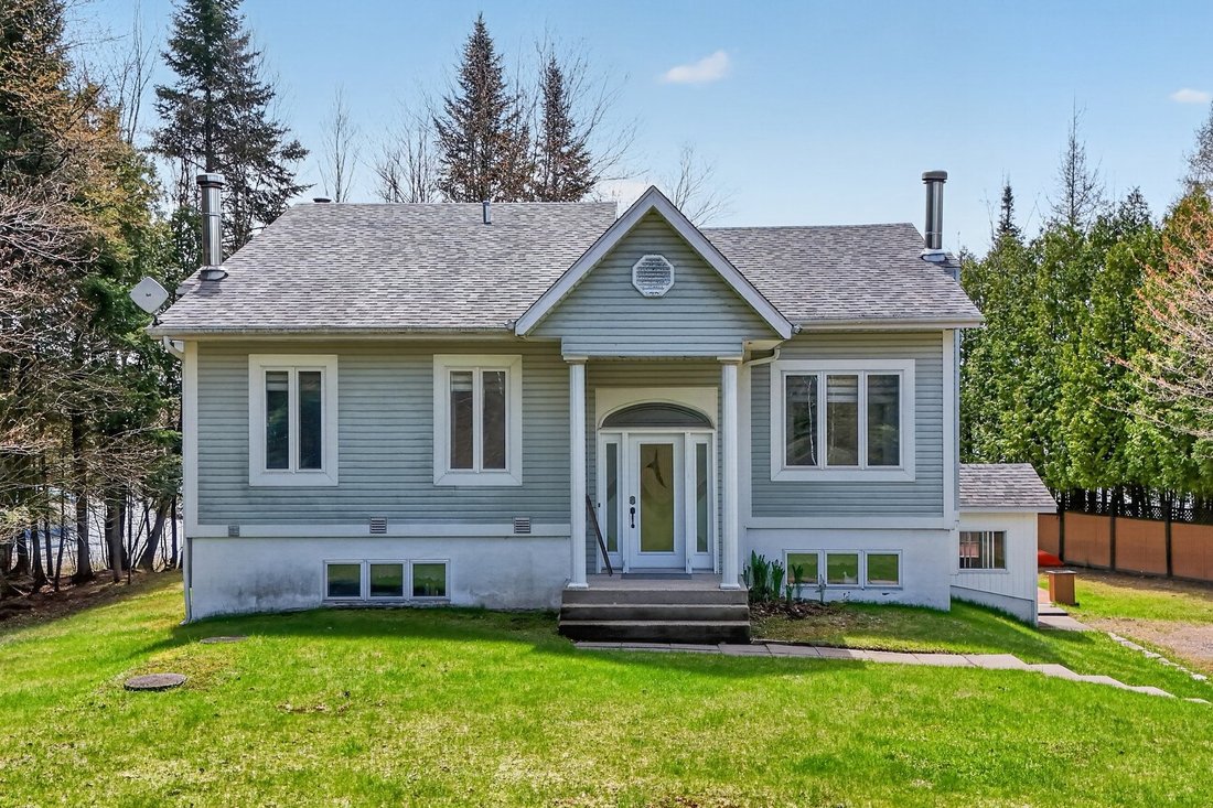Villa in La Minerve, Quebec, Canada 2 - 18051062
