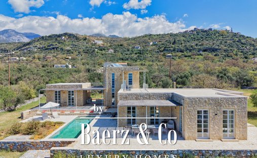 Villa in Lefktro, Peloponnese, Western Greece and the Ionian, Greece 1