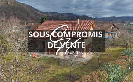 Villa in Saint-Aupre, Auvergne-Rhône-Alpes, France 1