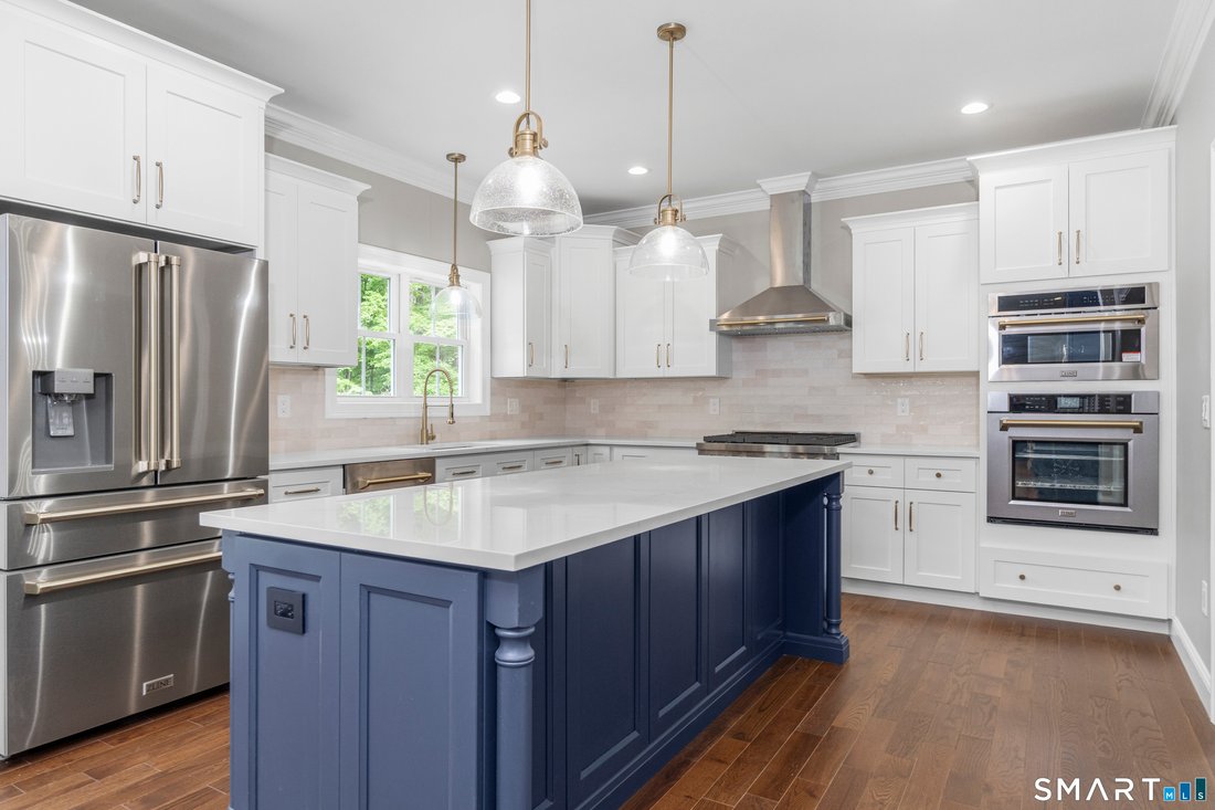 House in Guilford, Connecticut, United States 2 - 18040133