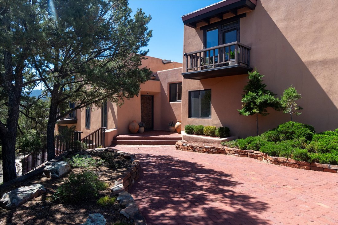 House in Santa Fe, New Mexico, United States 2 - 18040067