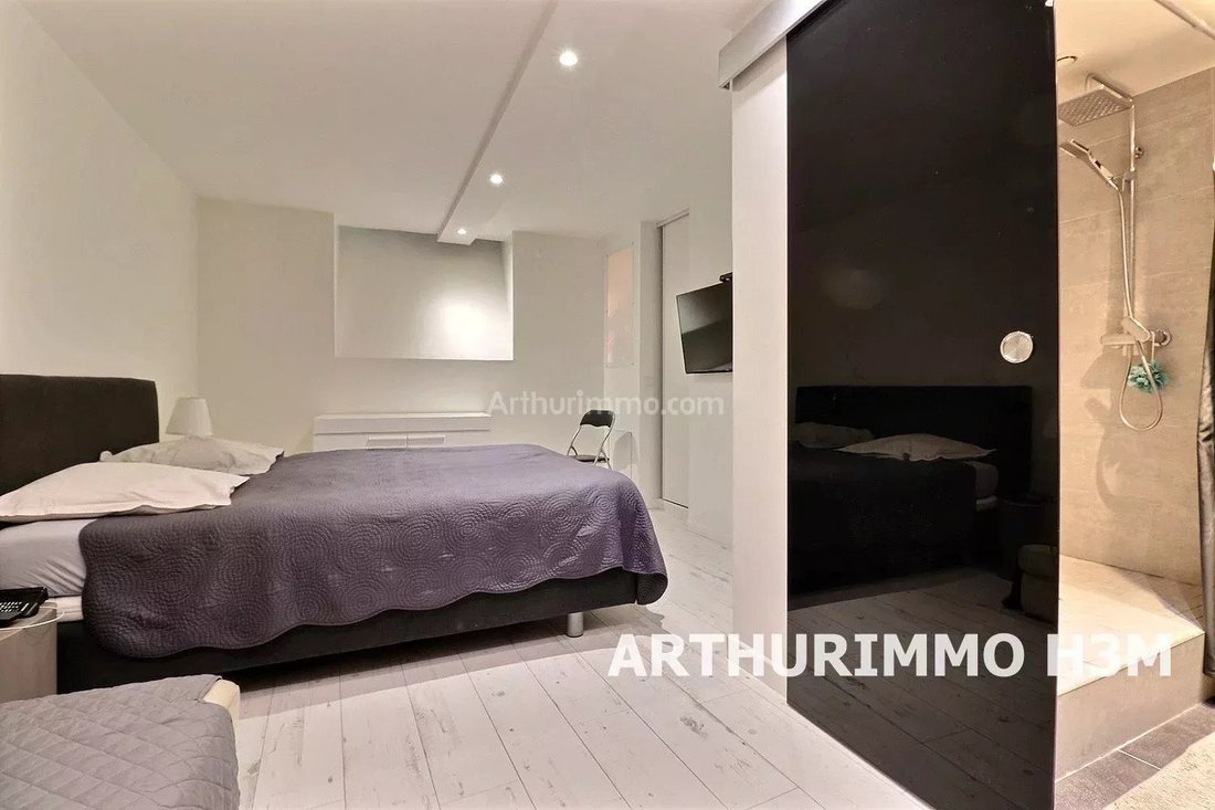 Apartment in Clichy-Batignolles, Paris 17e Arrondissement, Paris 5 - 18036208