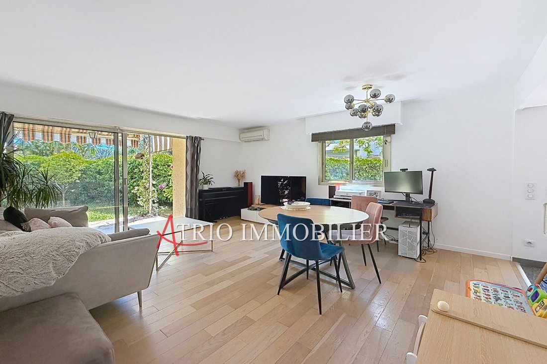 Apartment in Saint-Laurent-du-Var, Provence-Alpes-Côte d'Azur, France 1 - 18036631