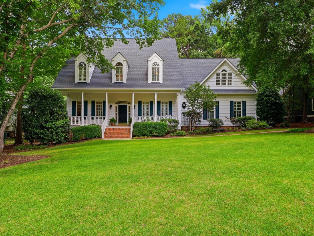 Cary, North Carolina, United States 1 - 18046272