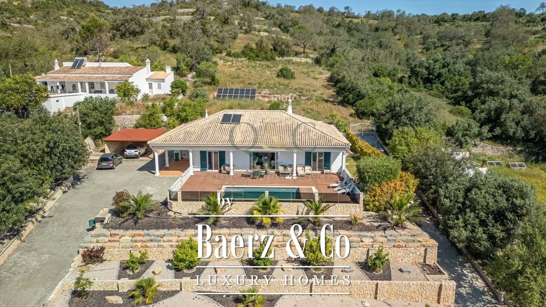 Villa in Loule (Sao Sebastiao), Algarve, Portugal 1 - 15759469