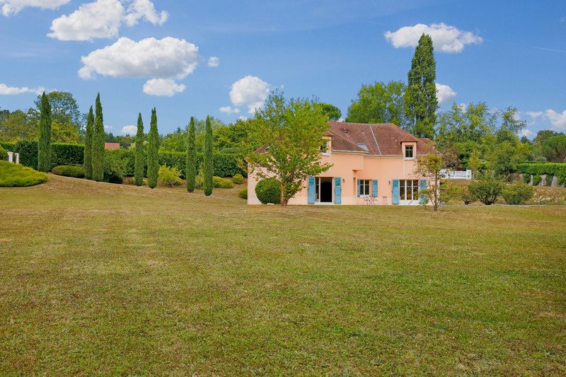 House in Sud, Chambourcy, France 3 - 18037809