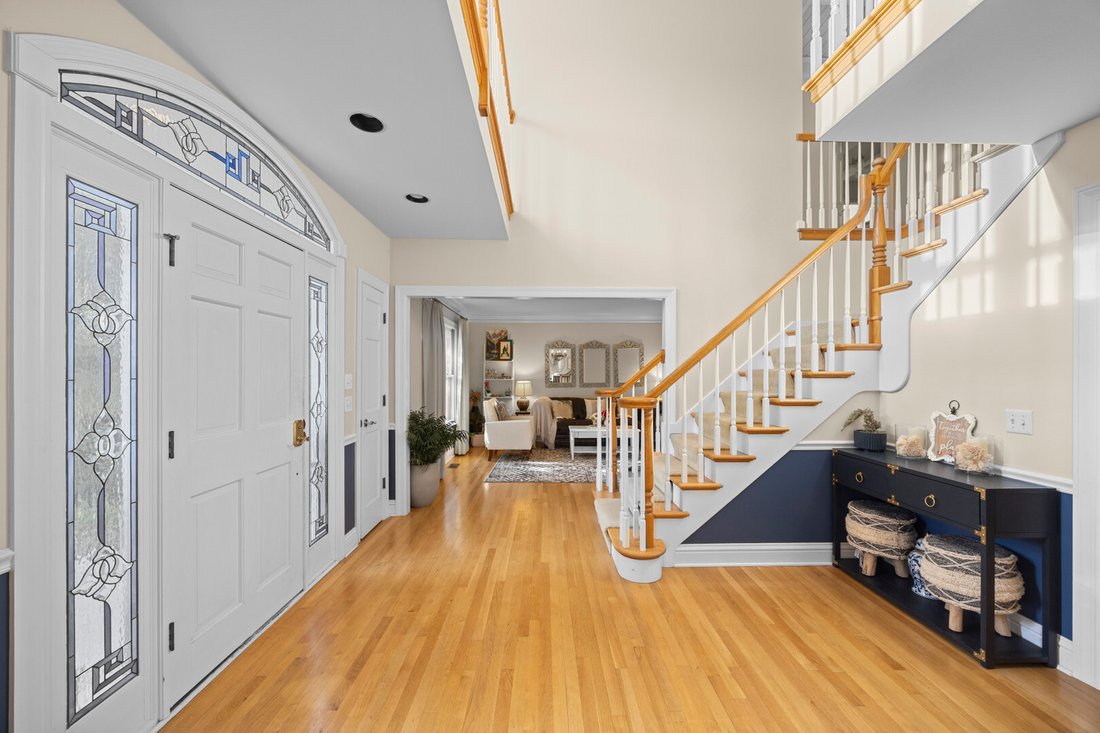 House in Wheaton, Illinois, United States 2 - 18046936