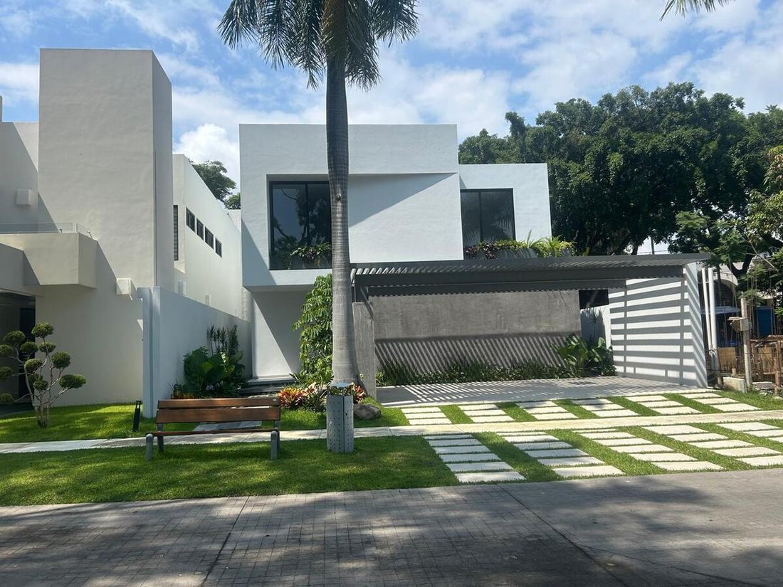 House in Cuernavaca, Morelos, Mexico 1 - 18042679
