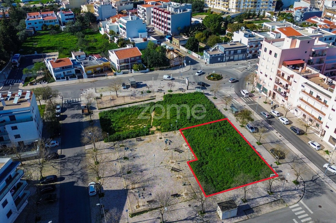 Land in Loule (Sao Clemente), Algarve, Portugal 1 - 12890692