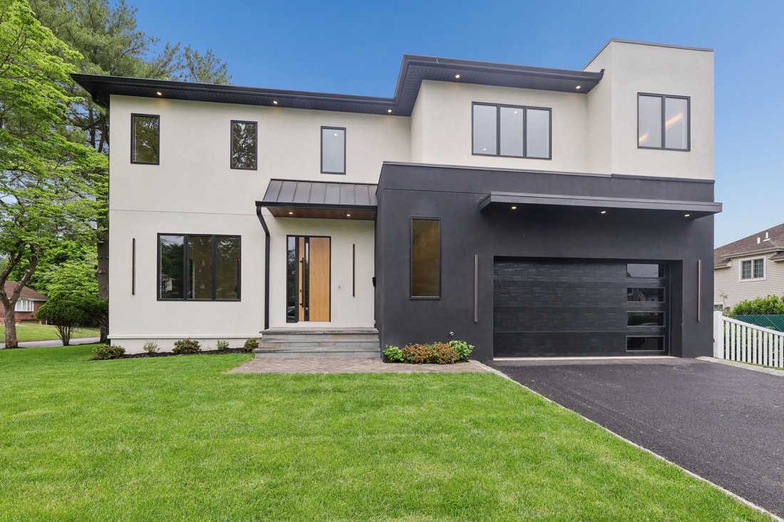 Cresskill, New Jersey, United States 3 - 18035564
