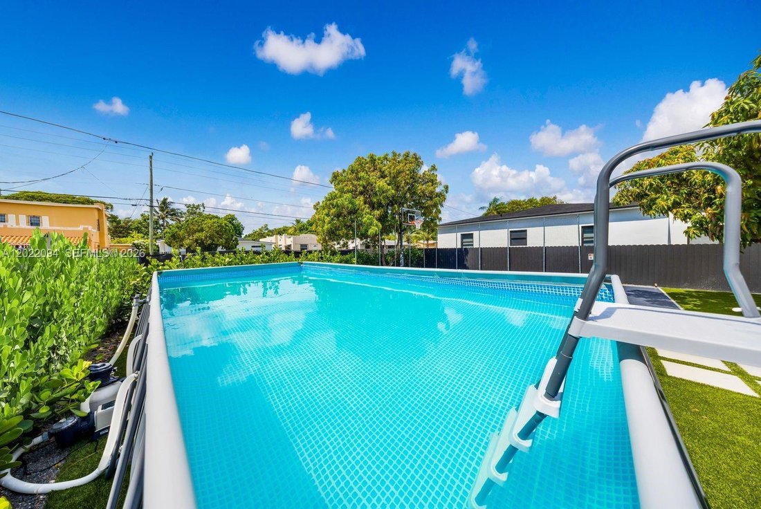 House in Miami, Florida, United States 2 - 18036196