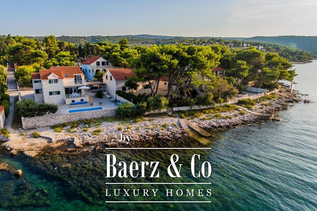 Villa in Splitska, Split-Dalmatia County, Croatia 2 - 17152071