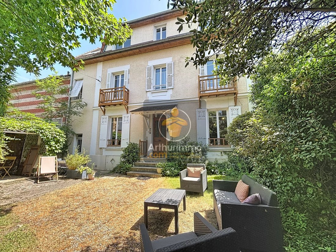 House in Chalandray-Cascades-Ferdinand Buisson, Montgeron, France 1 - 18048891