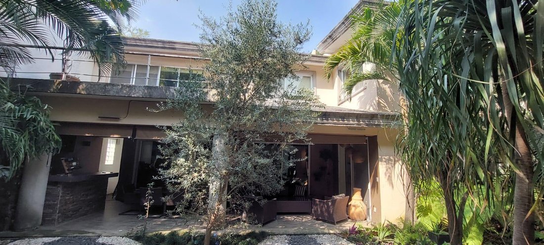 House in Cuernavaca, Morelos, Mexico 2 - 18042676