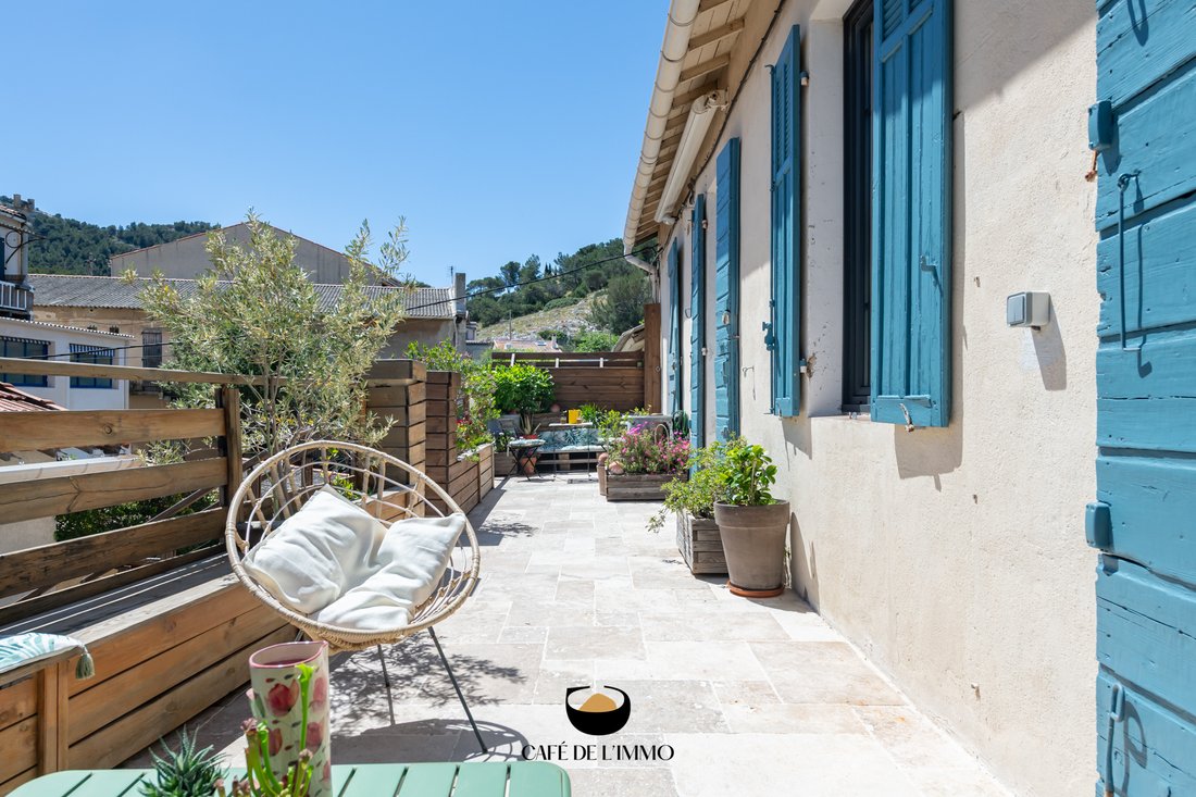 Apartment in Pointe Rouge, 8e Arrondissement, Marseille 2 - 18037347