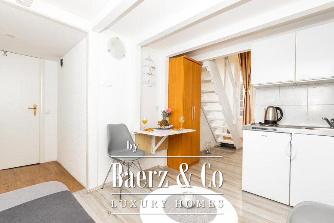 Apartment in Gradski kotar Grad, Dubrovnik, Dubrovnik-Neretva County 4 - 17379064