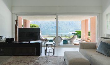 Villa in Oliveto Lario, Lombardei, Italien 1
