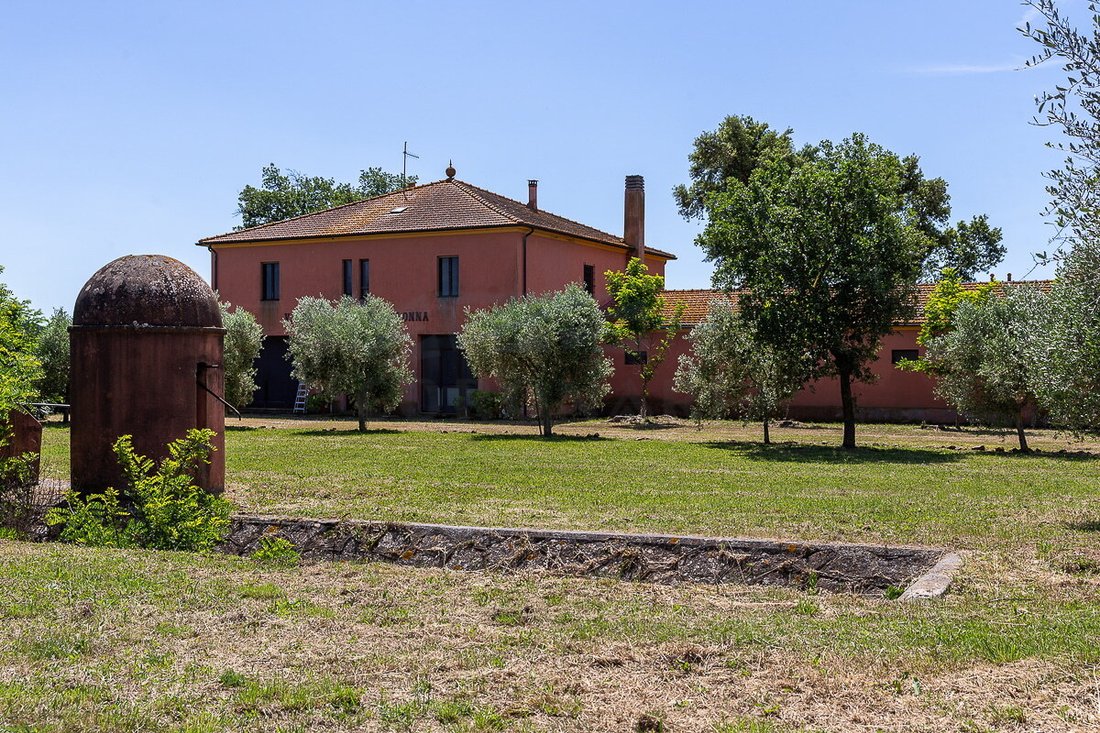 Farm Ranch in Grosseto, Tuscany, Italy 3 - 18034796