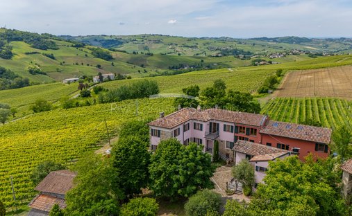 Anwesen in Montecalvo Versiggia, Lombardei, Italien 1