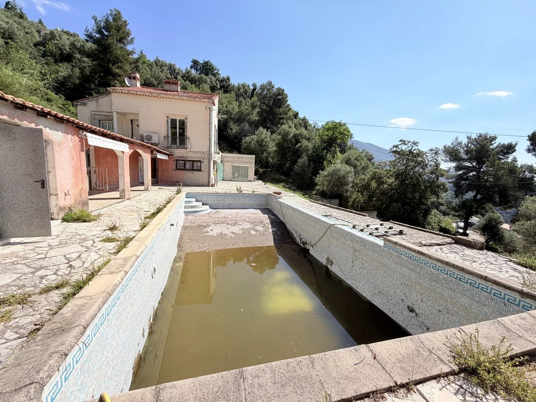 Apartment in Menton, Provence-Alpes-Côte d'Azur, France 1 - 18047275