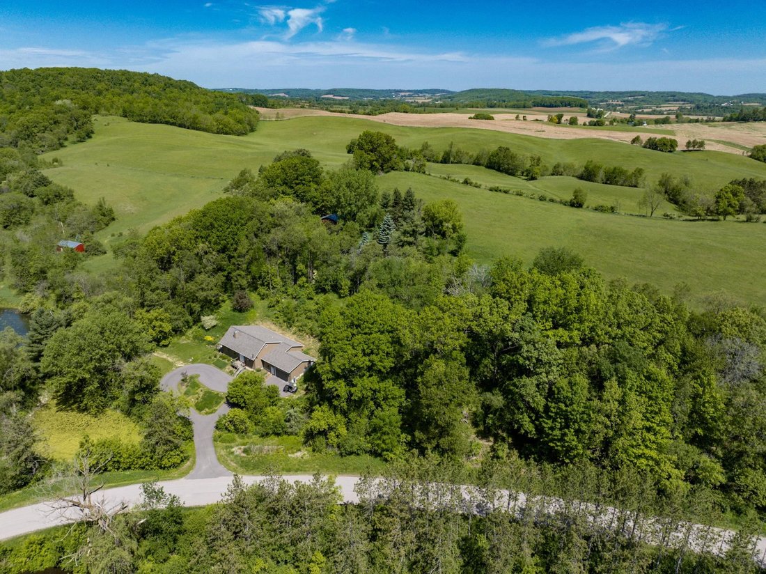 House in Kendall, Wisconsin, United States 1 - 18040093