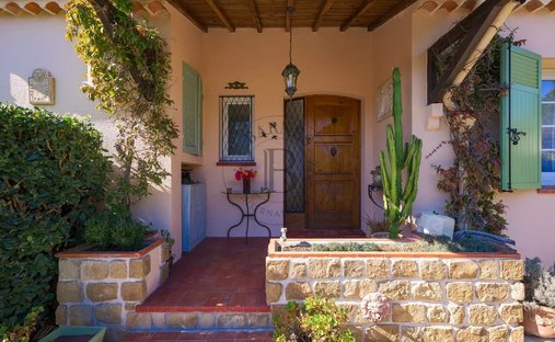 Villa in Mougins, Provence-Alpes-Côte d'Azur, France 1