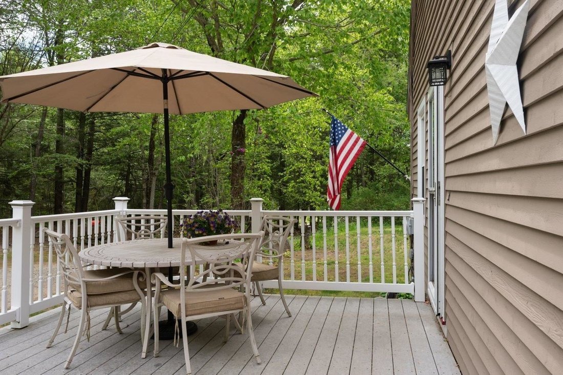 House in Farmington, New Hampshire, United States 4 - 18043682