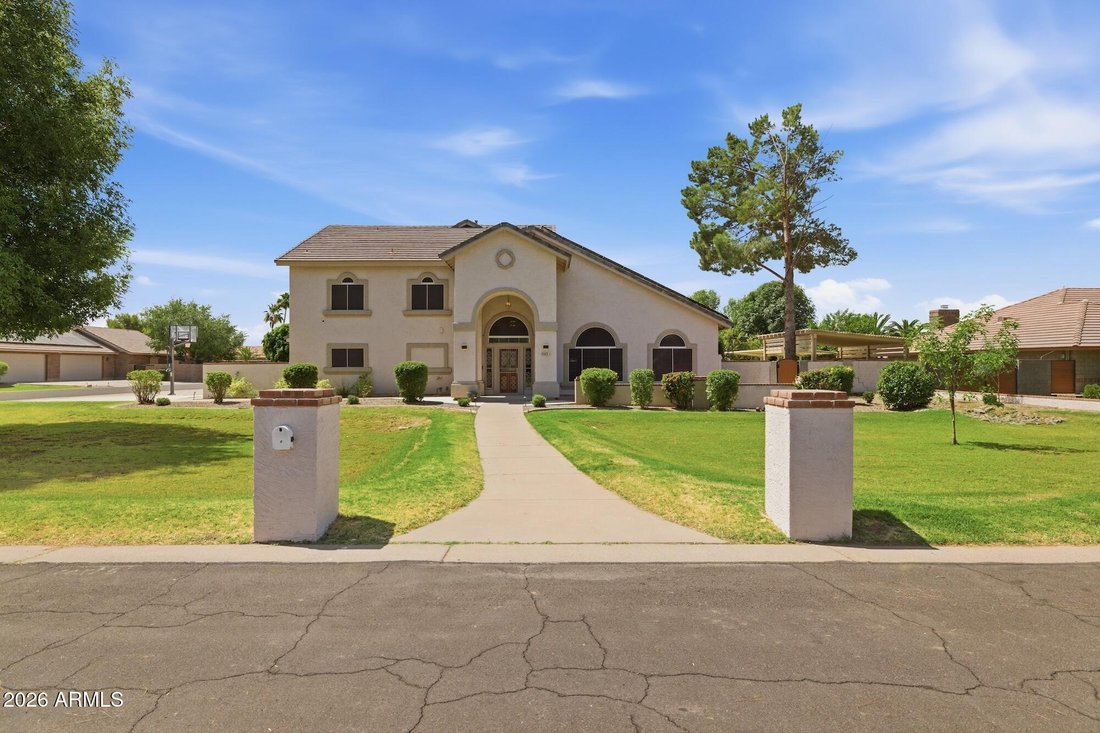 House in Mesa, Arizona, United States 1 - 18045339