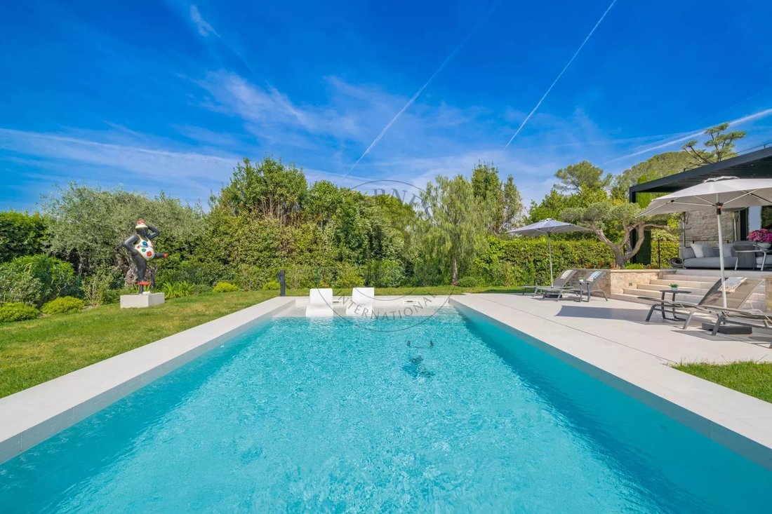 Villa in Mougins, Provence-Alpes-Côte d'Azur, France 1 - 17042834