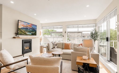 Condo in Vancouver, British Columbia, Canada 1