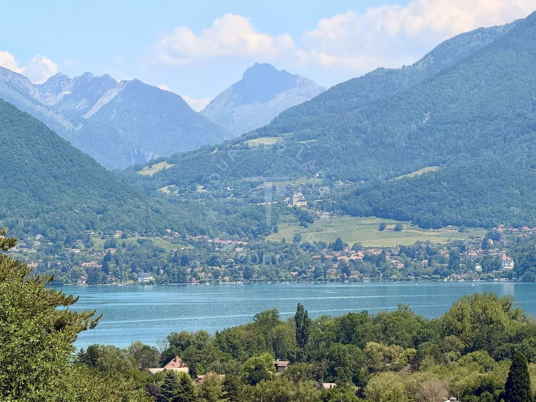 House in Sévrier, Auvergne-Rhône-Alpes, France 2 - 18038330