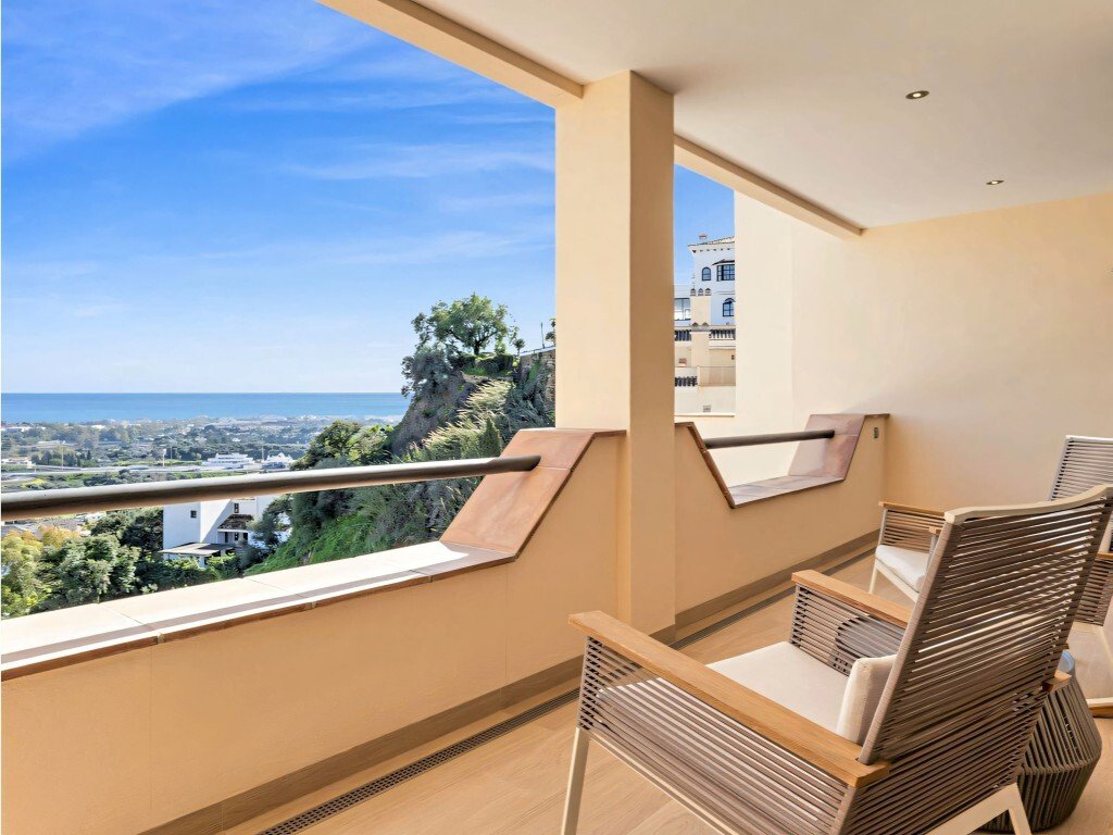 Apartment in Benahavis, Andalusia, Spain 3 - 18048793