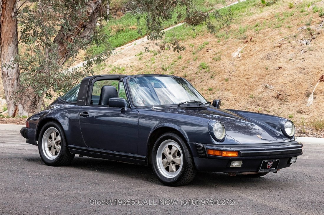 Porsche Carrera in Los Angeles, CA 4 - 18051092