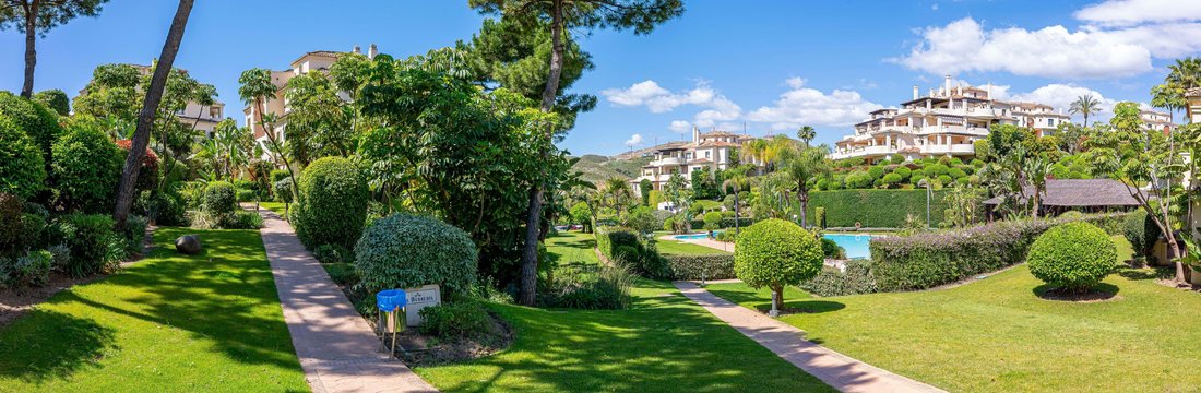 Apartment in Benahavis, Andalusia, Spain 3 - 15610935