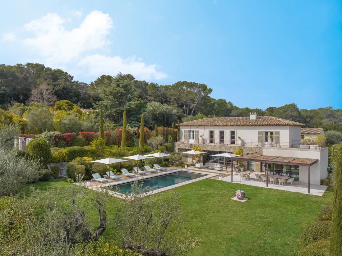 Villa in Mougins, Provence-Alpes-Côte d'Azur, France 1 - 17380719