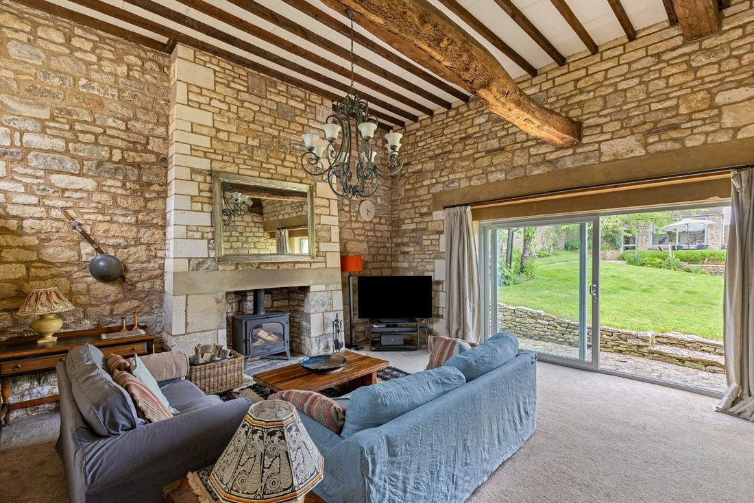 House in Stroud, England 3 - 18036737