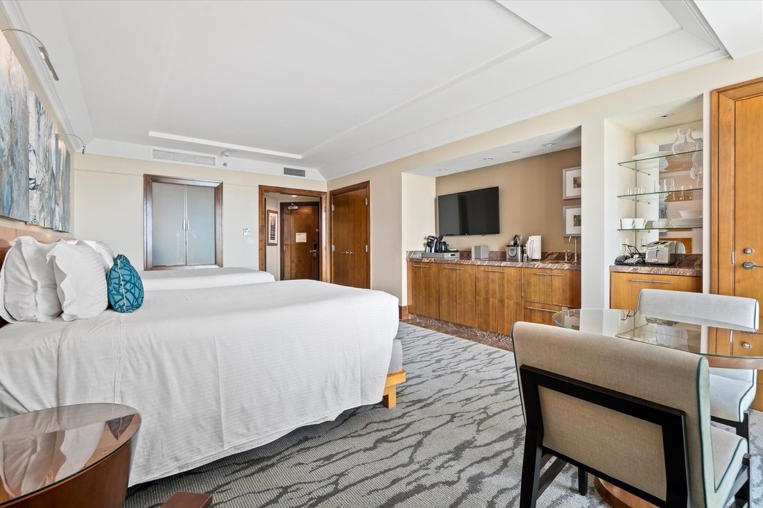 Condo in Paradise Island, New Providence, The Bahamas 4 - 18039946