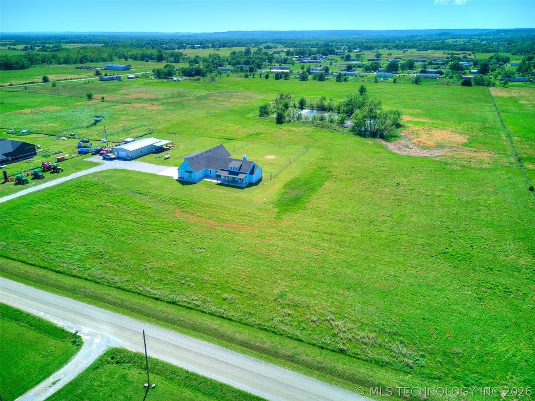 House in Skiatook, Oklahoma, United States 2 - 18038895
