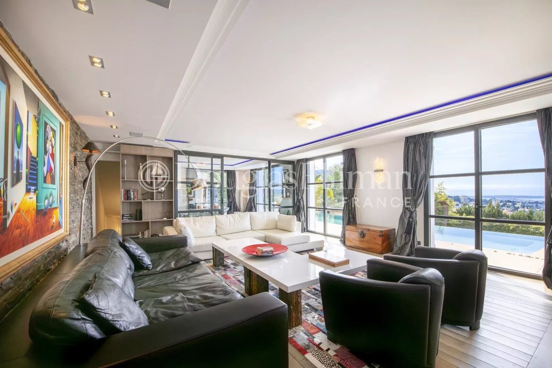 Villa in Cannes, Provence-Alpes-Côte d'Azur, France 3 - 18038371