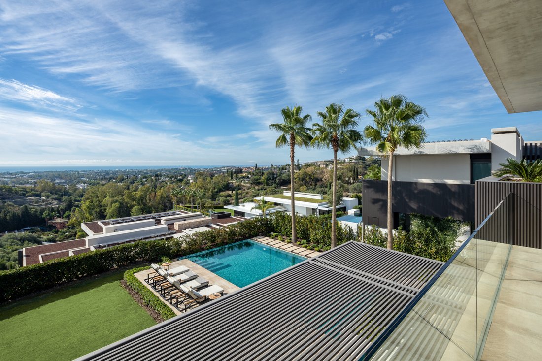 Villa in La Quinta, Benahavis, Andalusia 2 - 15024956