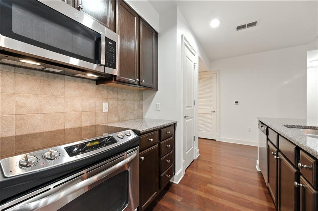 Condo in Atlanta, Georgia, United States 4 - 18041705