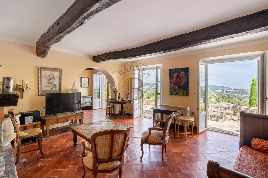 Country House in Mougins, Provence-Alpes-Côte d'Azur, France 2 - 17042849